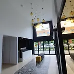 Apartment Gold Horizon Solny Z Klimatyzacja I Garazem *