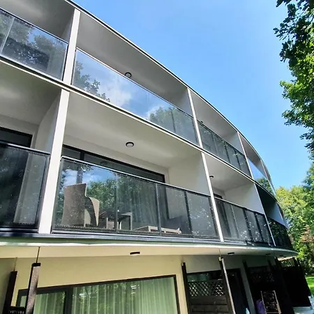 Gold Horizon Solny Z Klimatyzacja I Garazem Apartment