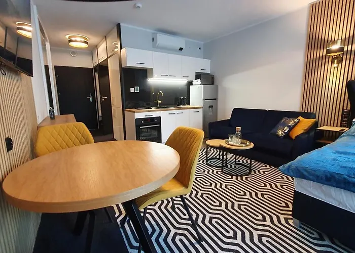 Gold Horizon Solny Z Klimatyzacją I Garażem Apartament *